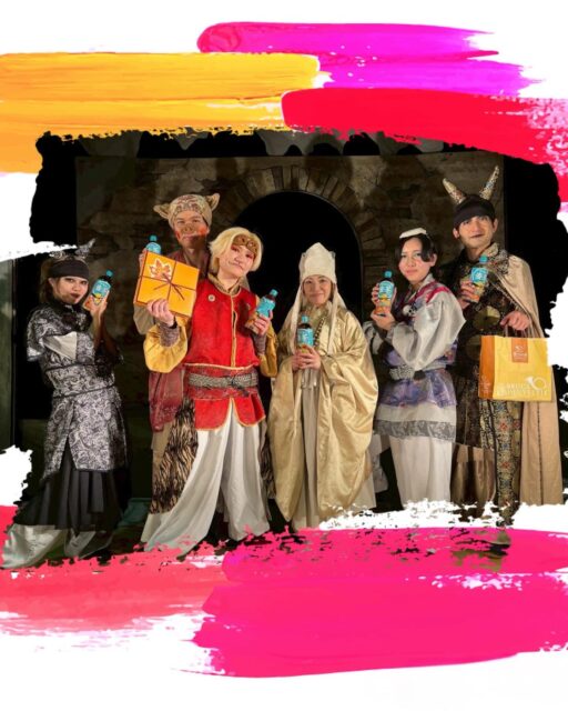 2月25日神奈川県横浜市の小学校様で「西遊記」を上演してきました🐵✨

公演はとても盛り上がり、休憩中や終演後にも、子どもたちから「悟空‼️」「銀閣～‼️」などとキャラクターを呼ぶ声がたくさん聞こえてきました🌈

また副校長先生から
「信じる仲間と共にこれから進んで行きたいという気持ちが舞台を通して分かっていただけたなと思いました」
とお言葉を聞いて、子どもたちからも大きな拍手と感謝の言葉を直に受けて心温まりました🥰

終演後、PTAの方々からお茶とお菓子の差し入れをいただきました🍵
お気遣いありがとうございます☘️

本公演でTeam ARASAI今年度の全公演終了しました🩵
ありがとうございました‼️⁡
⁡
#劇団歌舞人 #児童演劇 #47都道府県 #神奈川県 #横浜市